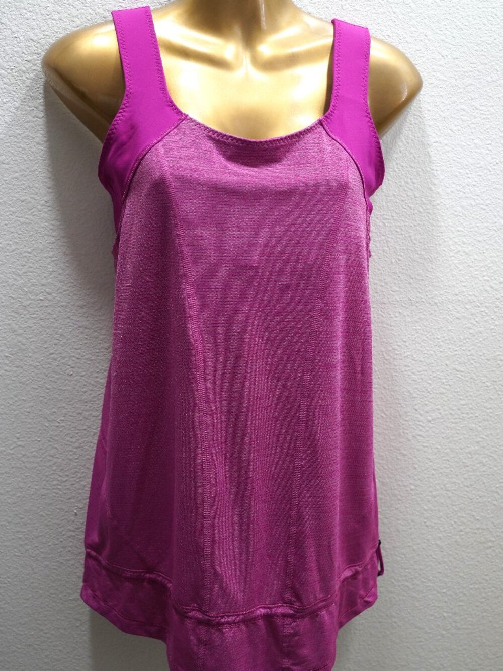 Lululemon pink shelf bra top size 8